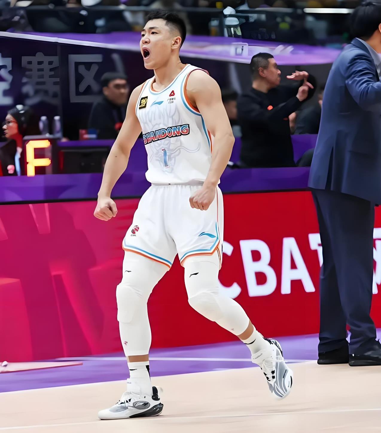 包含风云突变山东男篮今晨迎来里程碑；CBA季后赛版图或变；压力陡增；细节决定成败的词条